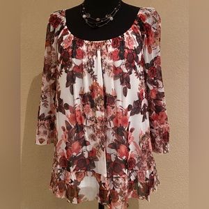 Gorgeous layered blouse size xlarge